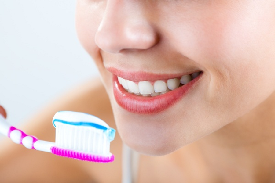 How The Oral Care Products Keep Your Teeth Strong And Healthy?