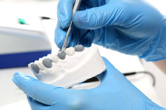 A Detailed Examination of the Materials Used in Cosmetic Dentistry